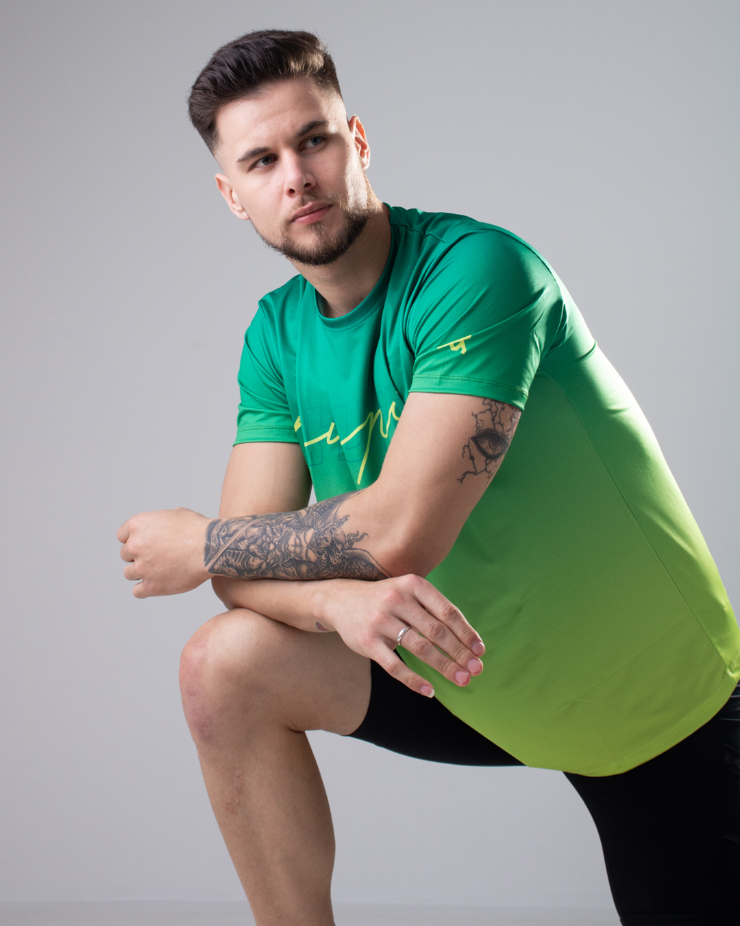 regata ou camiseta corrida