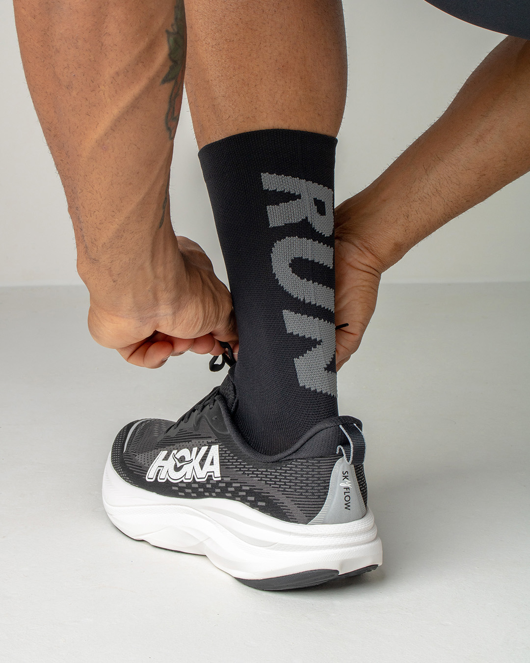 meia de poliamida corrida