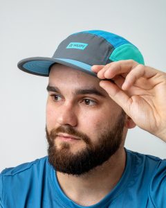 Boné de corrida: como escolher um que não esquenta e não pesa