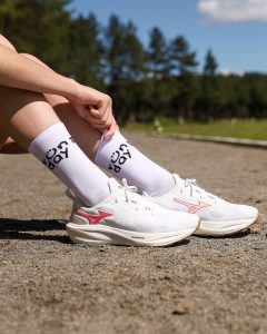 Meia de poliamida para corrida: o guia definitivo para correr com pé seco